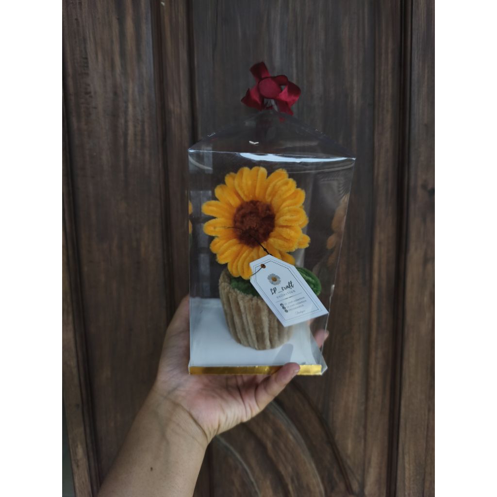 

READY STOK GIFT BOX BUNGA KAWAT BULU