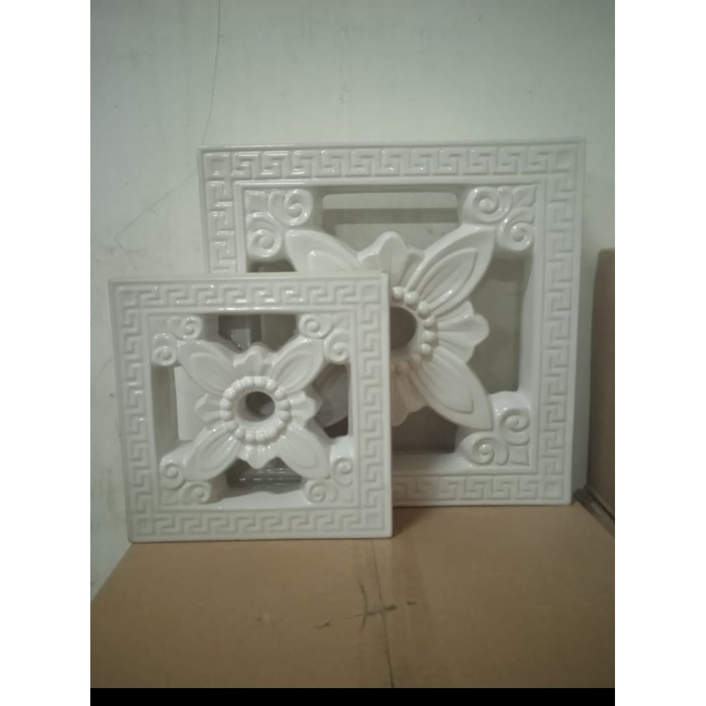 roster keramik dewa R026C 30x30 putih