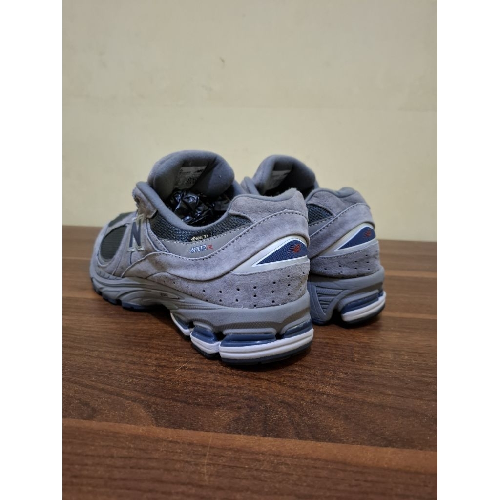 sneakers sepatu koleksi size 45