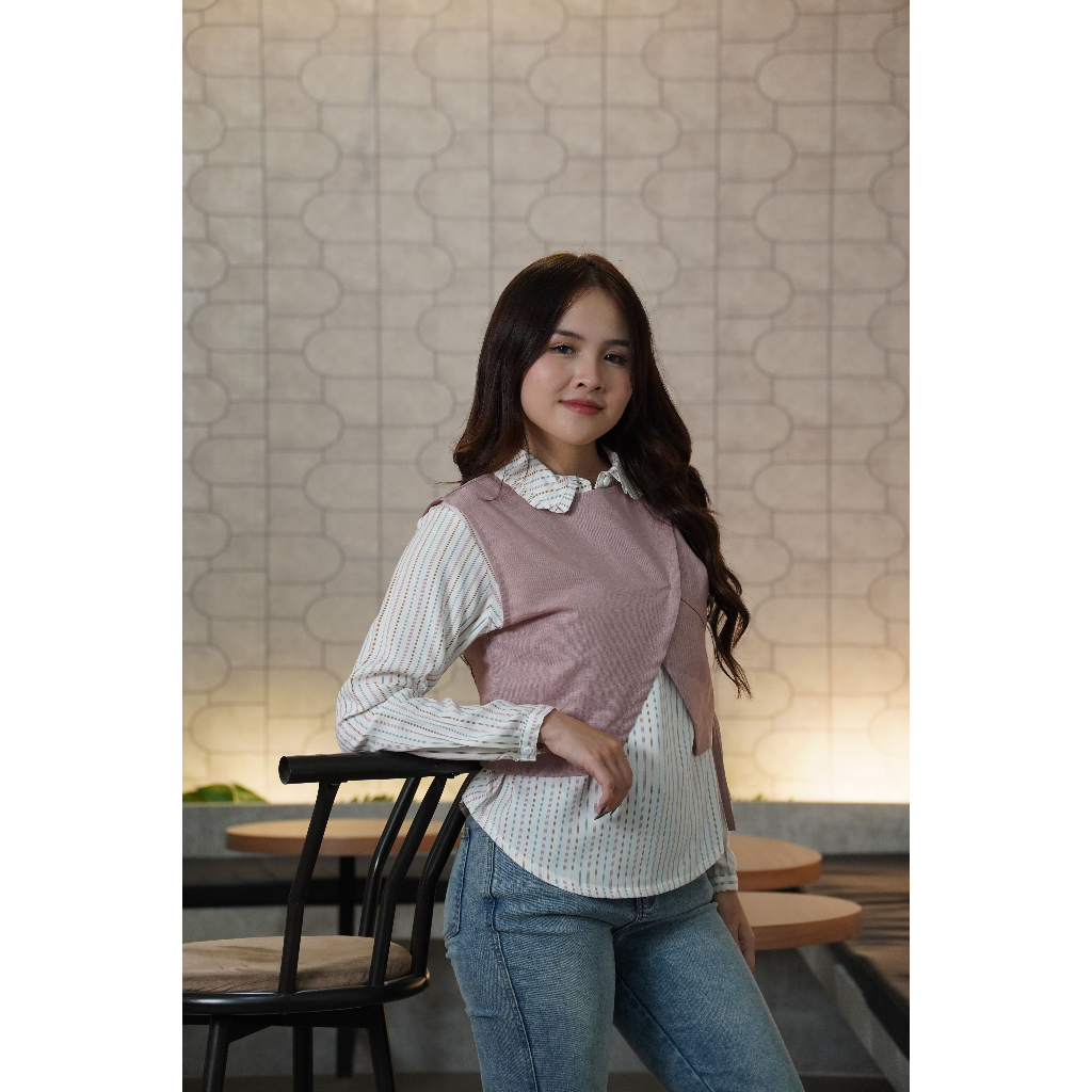 Missty Freeteen Blouse One Set Rompi Wanita Warna Pink Putih Lengan Panjang Model Korea Kekinian Bes