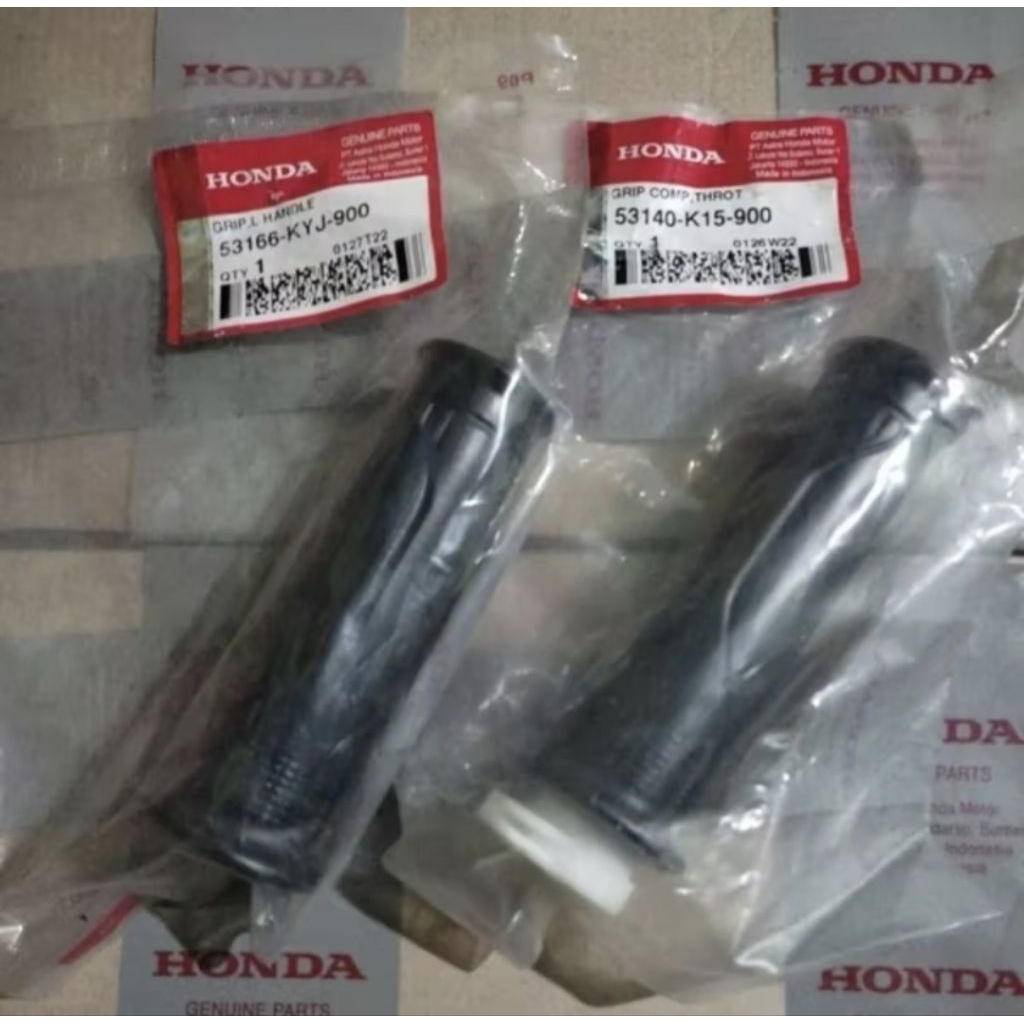 53140-K15-900 53166-KYJ-900 Grip Set, Hanfat SetCB150R