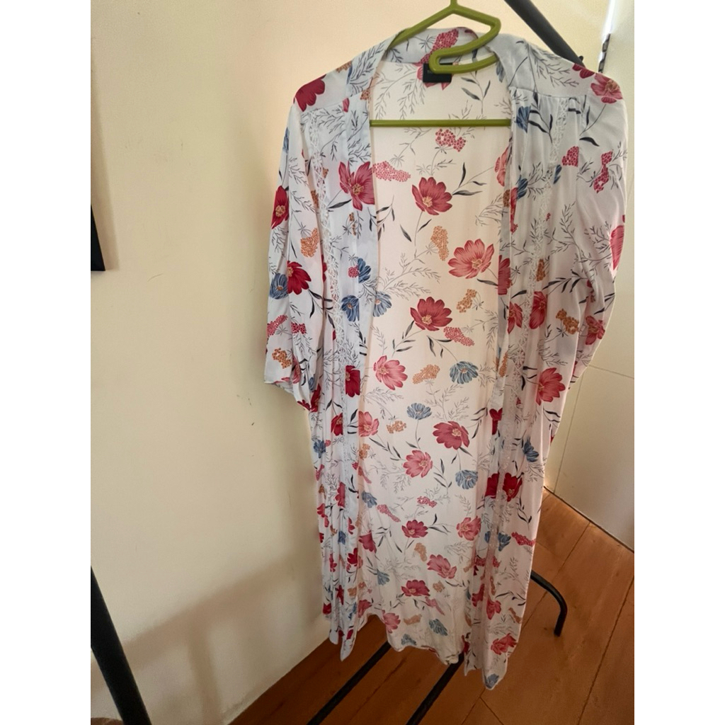 PRELOVED THIS IS APRIL