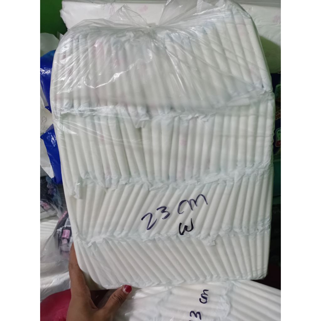 pembalut 23 cm siang isi 100 pcs pembalut repack/non kemasan