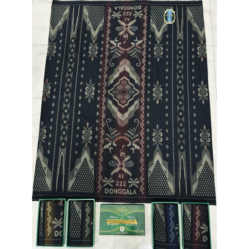 Sarung Donggala Kembang khusus Hitam Gradasi 3D