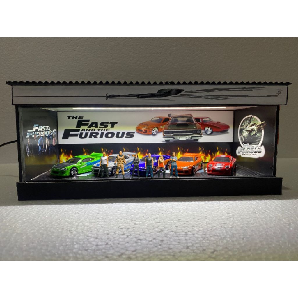 [Garagebiru#38]READY BUKAN PO Diorama fast n forious fnf Anti debu ada penutup akrilik di bagian dep