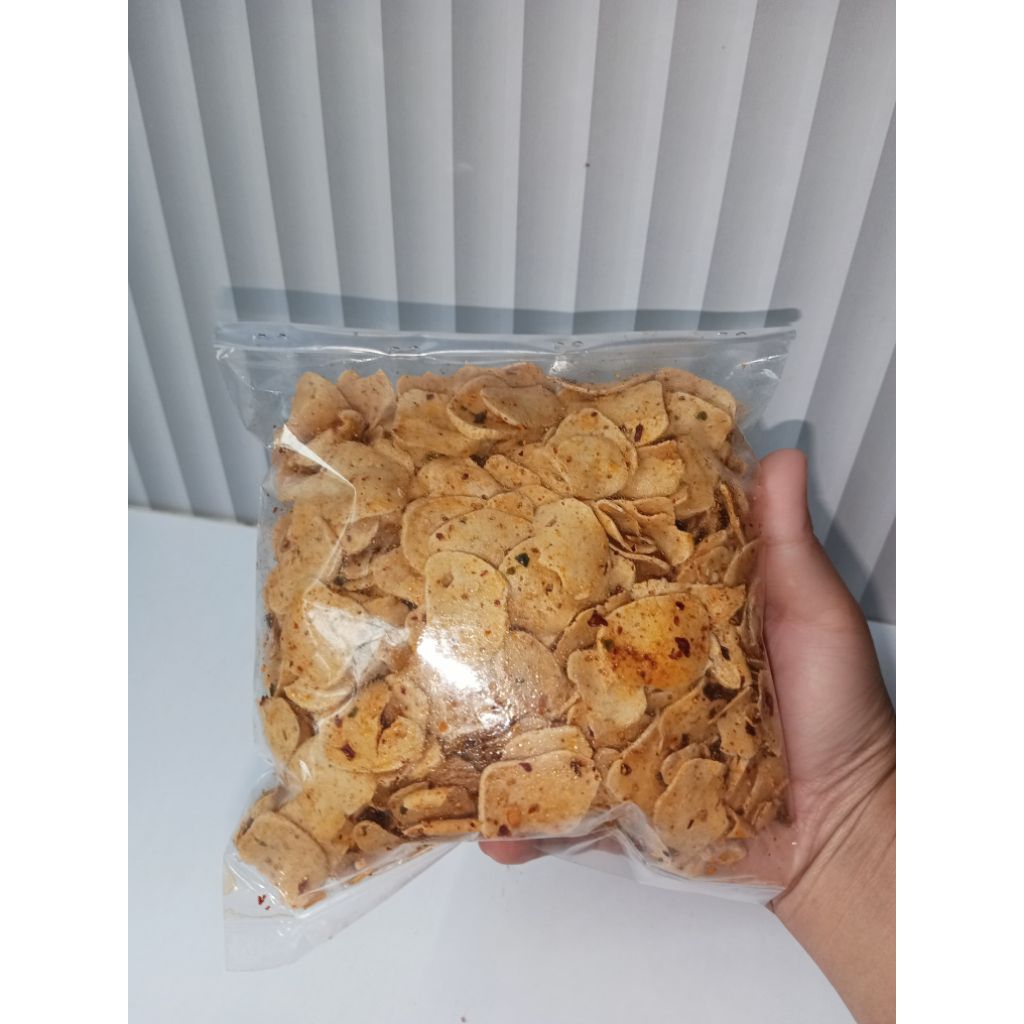 

BasrengKoinViralRasaPedasDaunJerukKemasan250gramJajanMicinPeracianSnackGurihBikinNagih