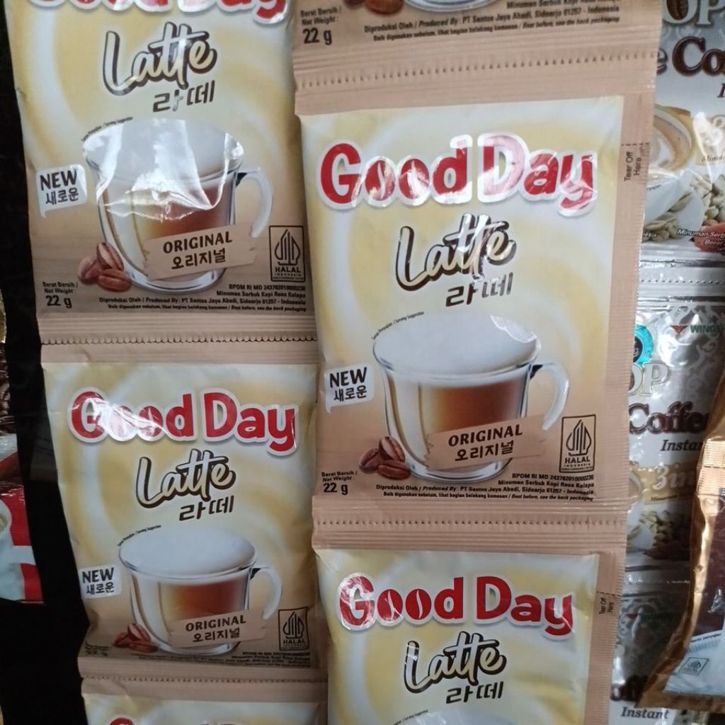 

goodday latte original 1 renteng isi 10