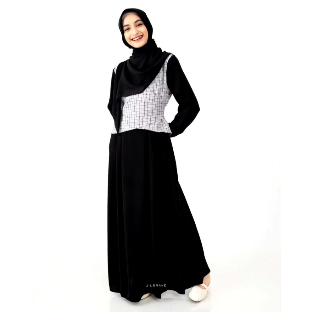 Gwen Dress by Jilbrave Ebony Black