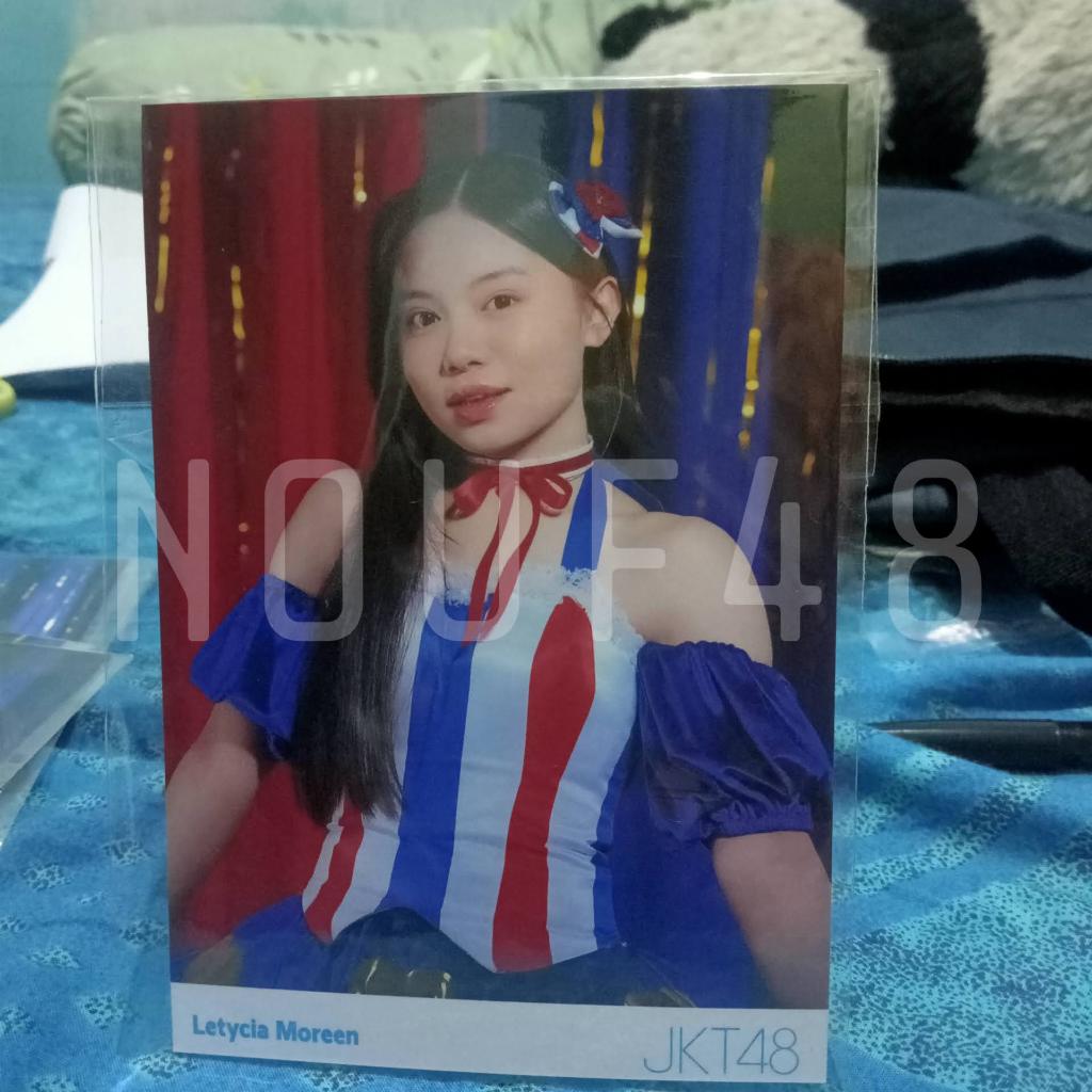 Photopack Moreen And BNK 48