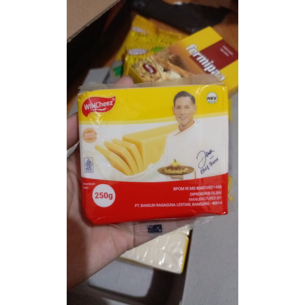 

Wincheez Keju Cheddar olahan 250gr