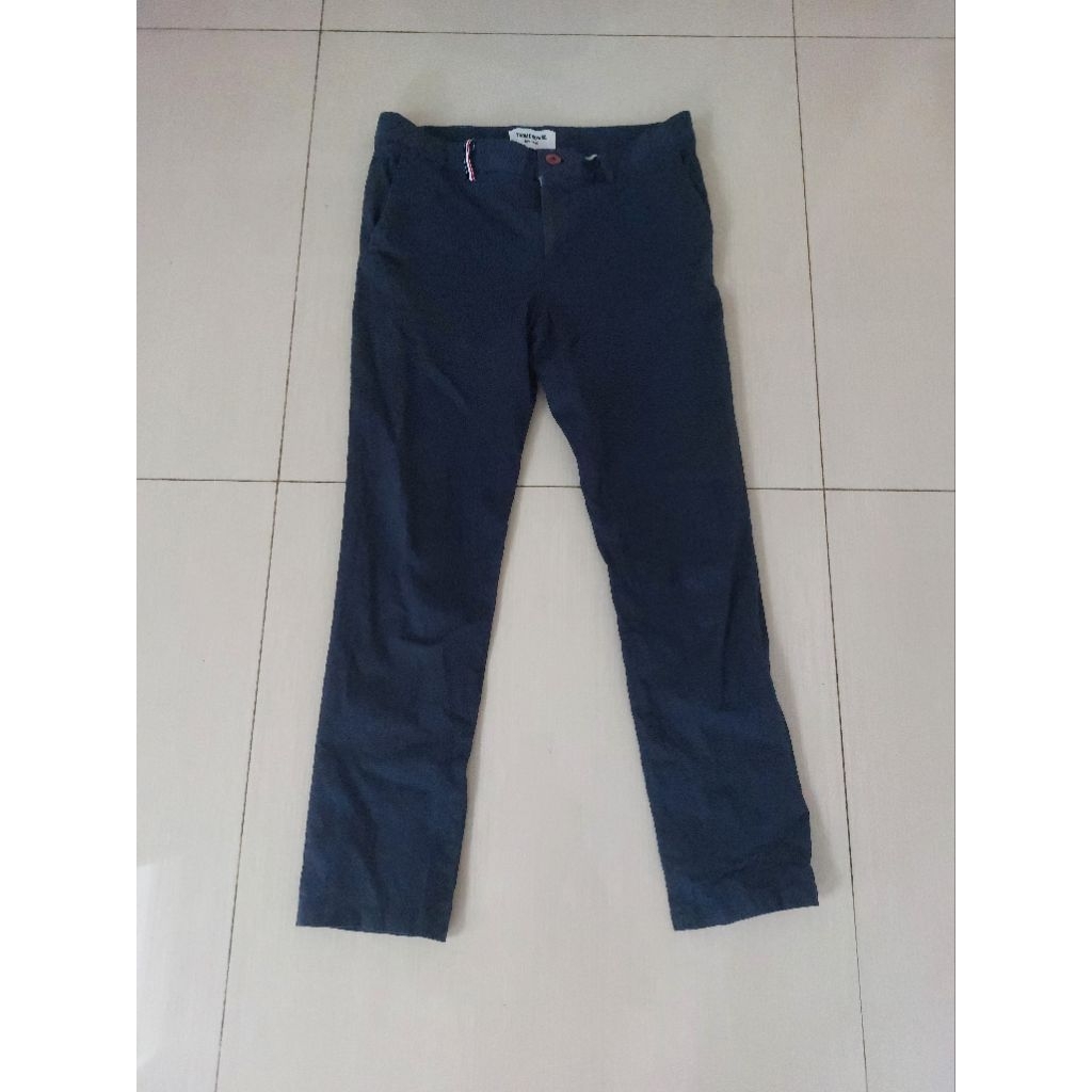 celana panjang thom browne