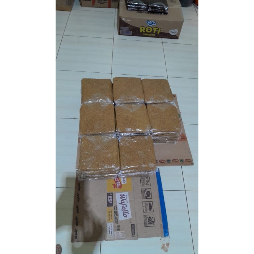 

KRACIKAN / LADU PREMIUM BERAS KETAN GULA JAWA ASLI kemasan 500 Gram