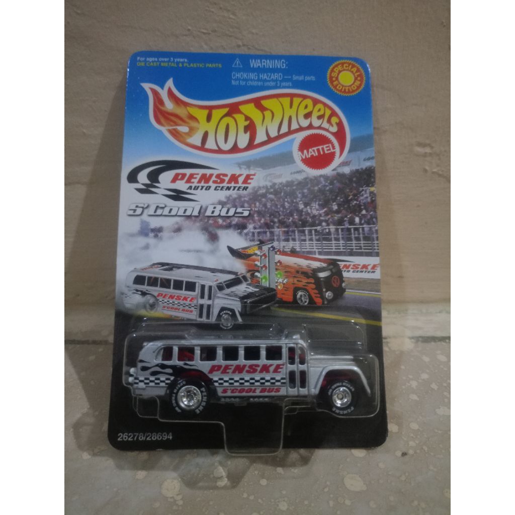 Hotwheels Bus Penske