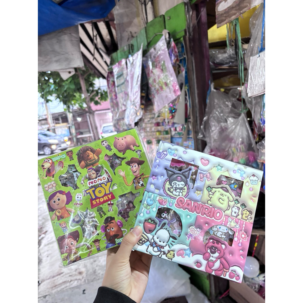 

stiker gambar kartun kotak