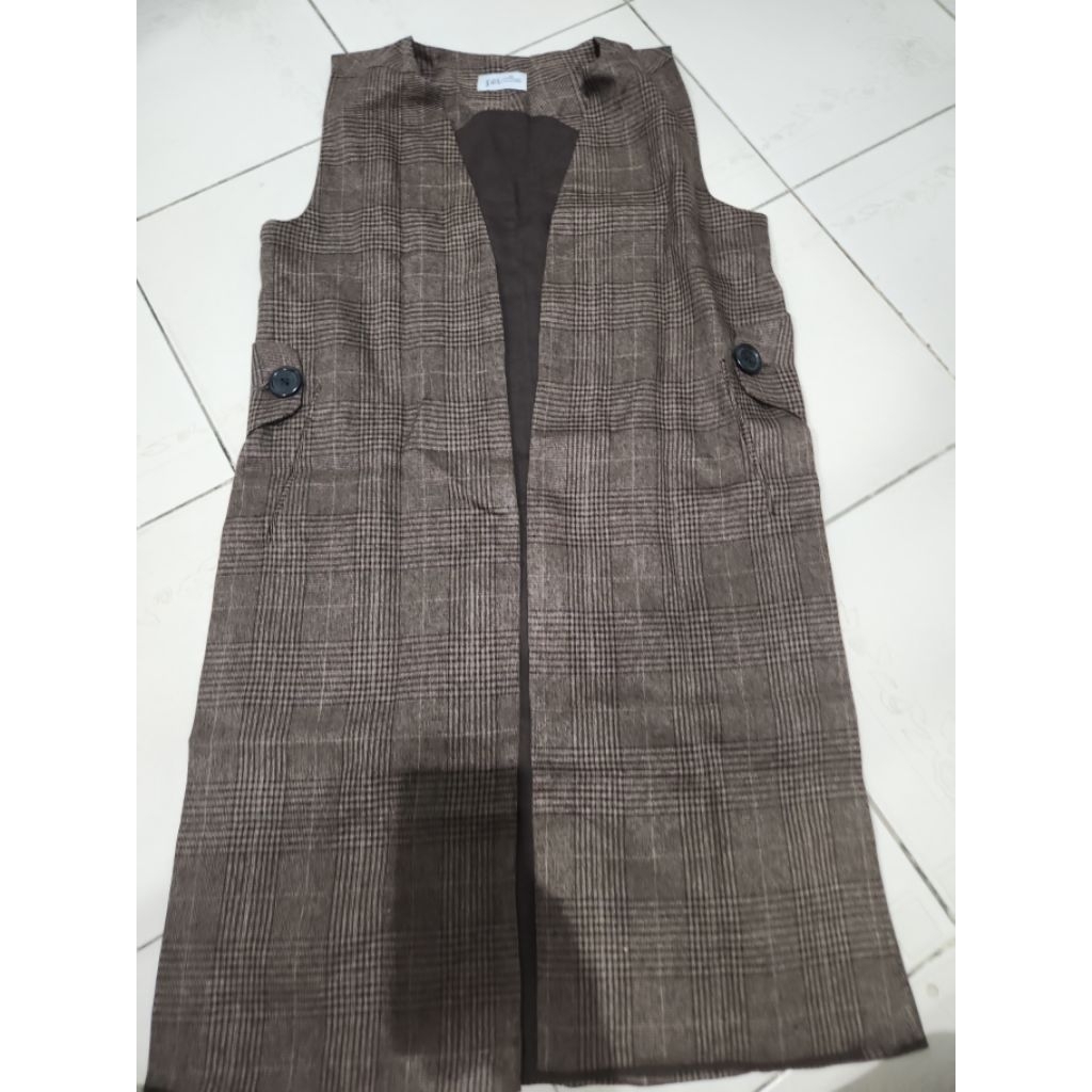 vest kotak2 coklat all size