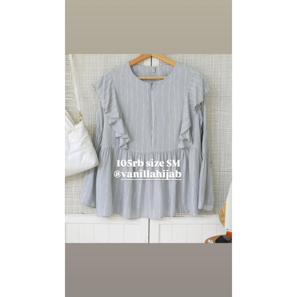 RIANA BLOUSE SAGE BY VANILLA HIJAB