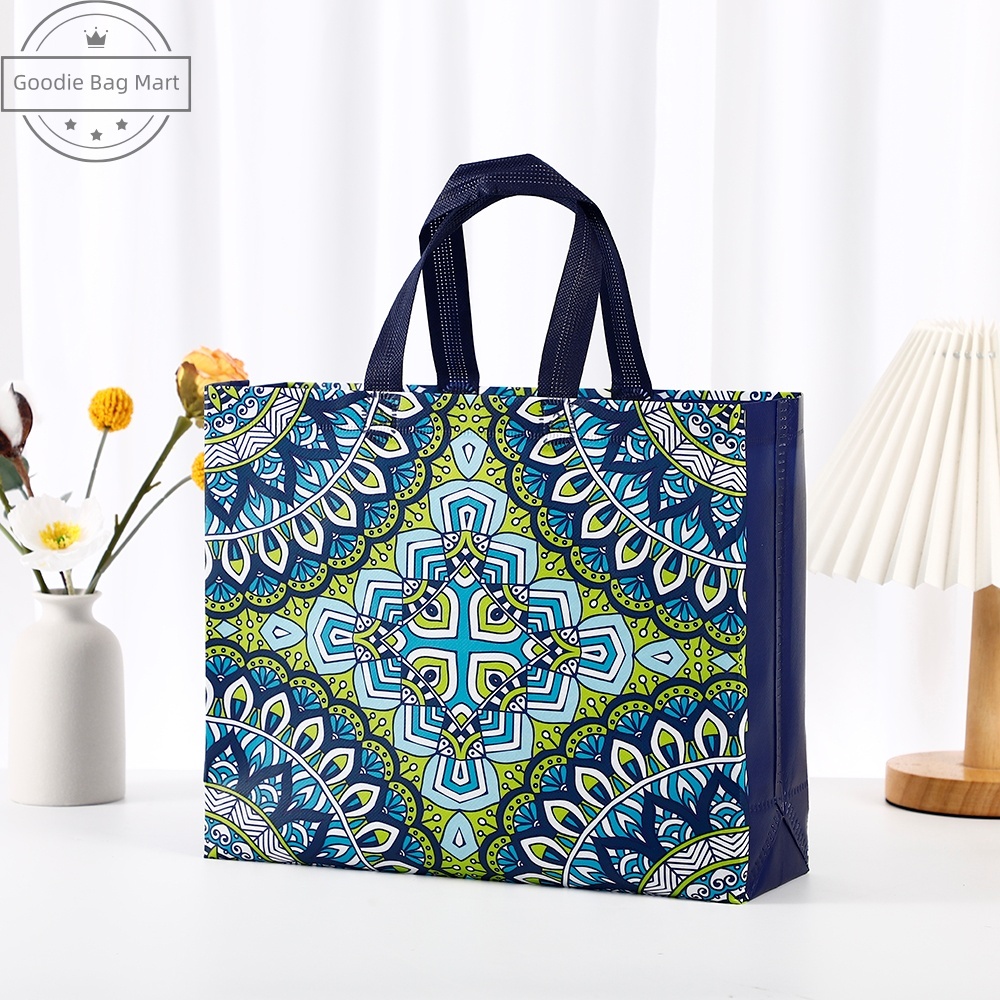 

Membentuk-A68/Goodie bag-Tas Belanja tas Jinjing tas spunbond tas souvenir premium tebal dan kuat/Terlaris lipat jumbo/ waterproof/shopping bag Tas Belanja Murah Karakter Kartun