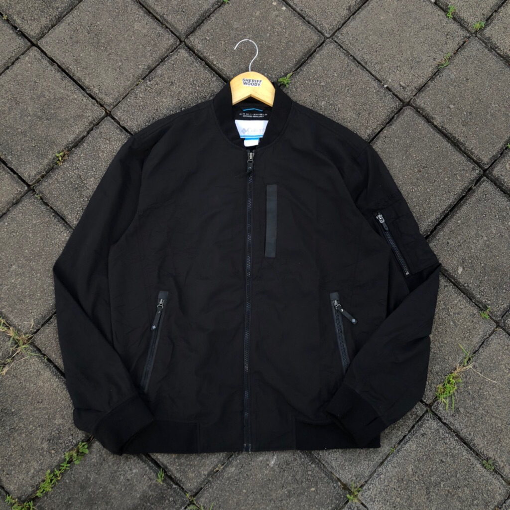 jaket Bomber columbia*** second bekas hitam pekat seperti baru not arcteryx