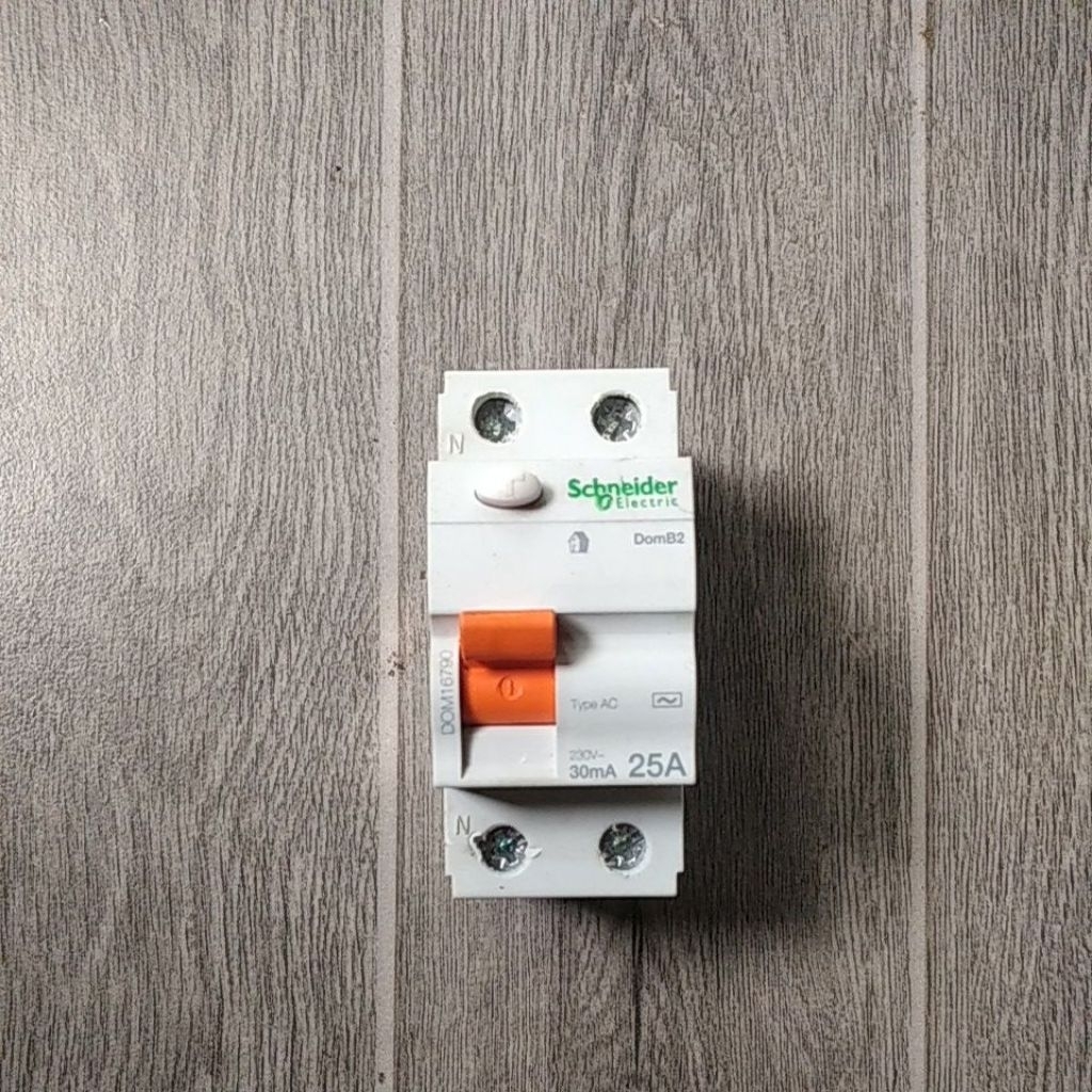 Elcb 1 phase  Schneider Second