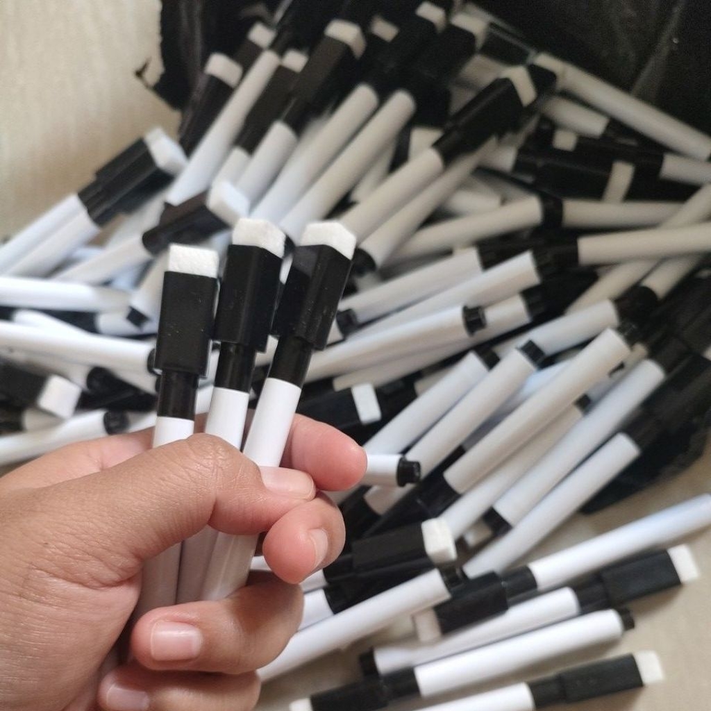 

Spidol kecil | spidol non permanen | spidol hitam kecil | spidol wipe and clean