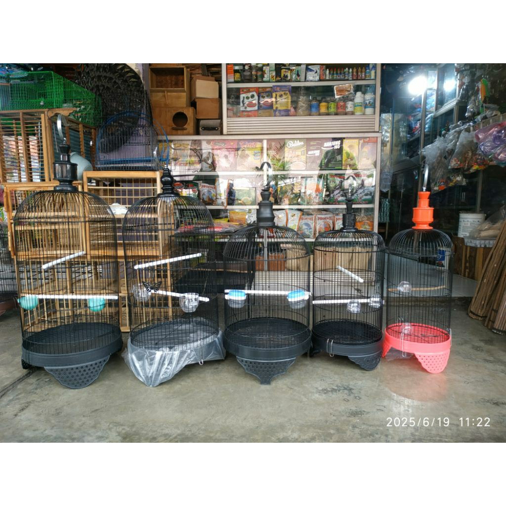 sangkar kandang burung lovebird pleci konn parkit besi boom dan lokal standar, sedang dan kecil mura