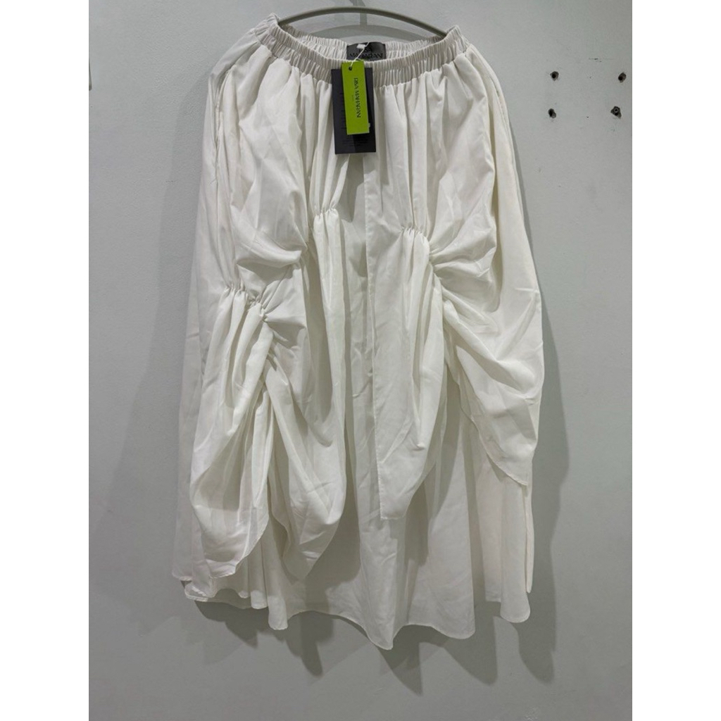 white skirt by risa maharani basic