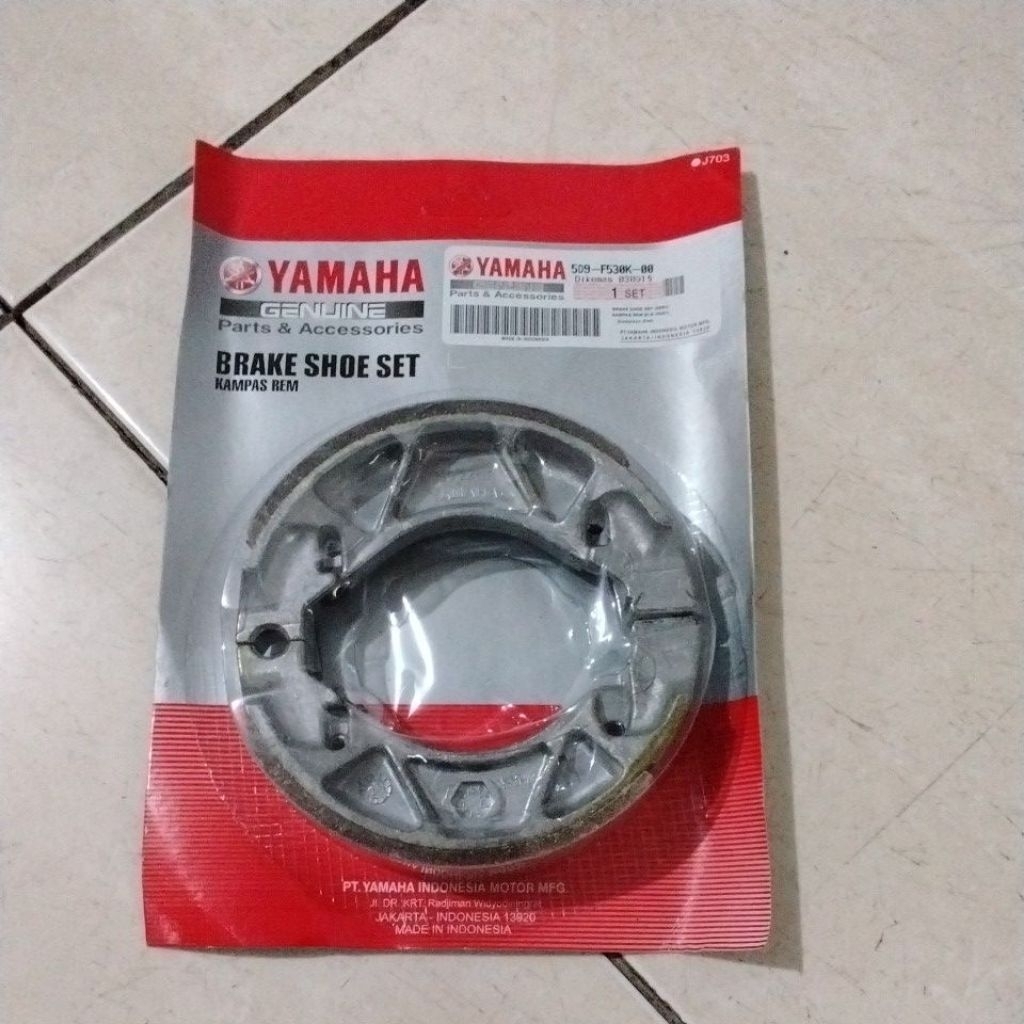 kampas belakang Vega zr