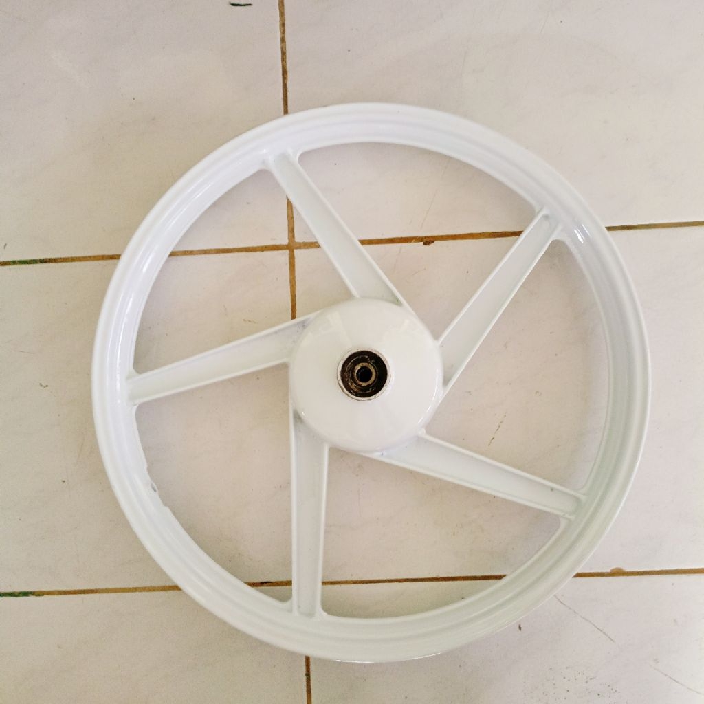 Velg palang 5 depan putih pnp Astrea Grand, Prima, Star, Supra dll
