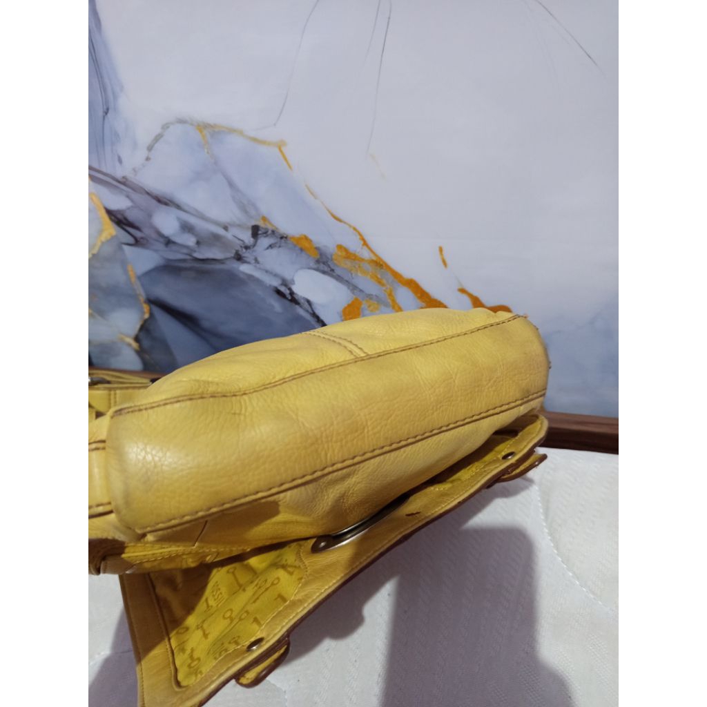 Prelove Tas Fossil.Madok Kuning