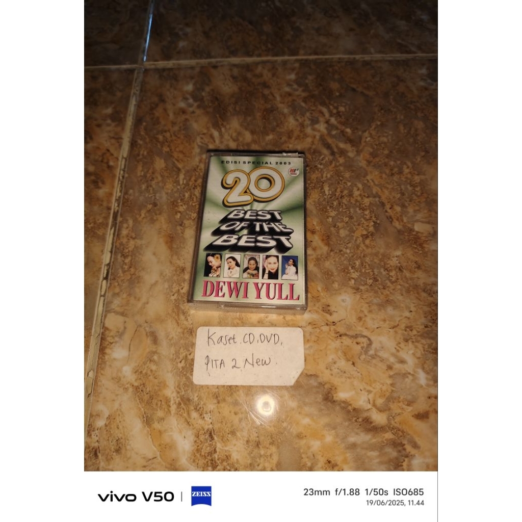 Kaset Pita 20 best of the best Dewi Yull
