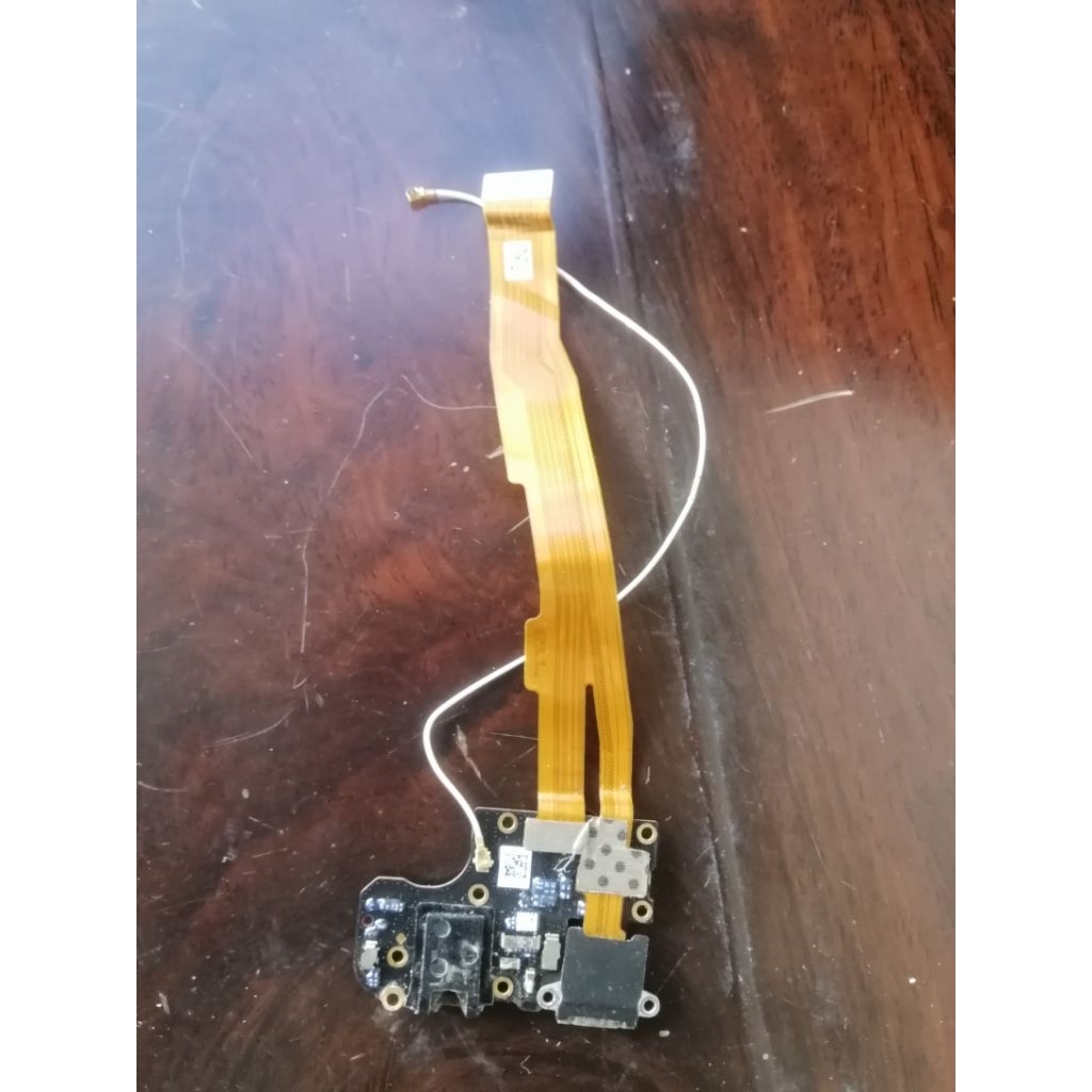 flexibel charger oppo f5 original cabutan 100 %