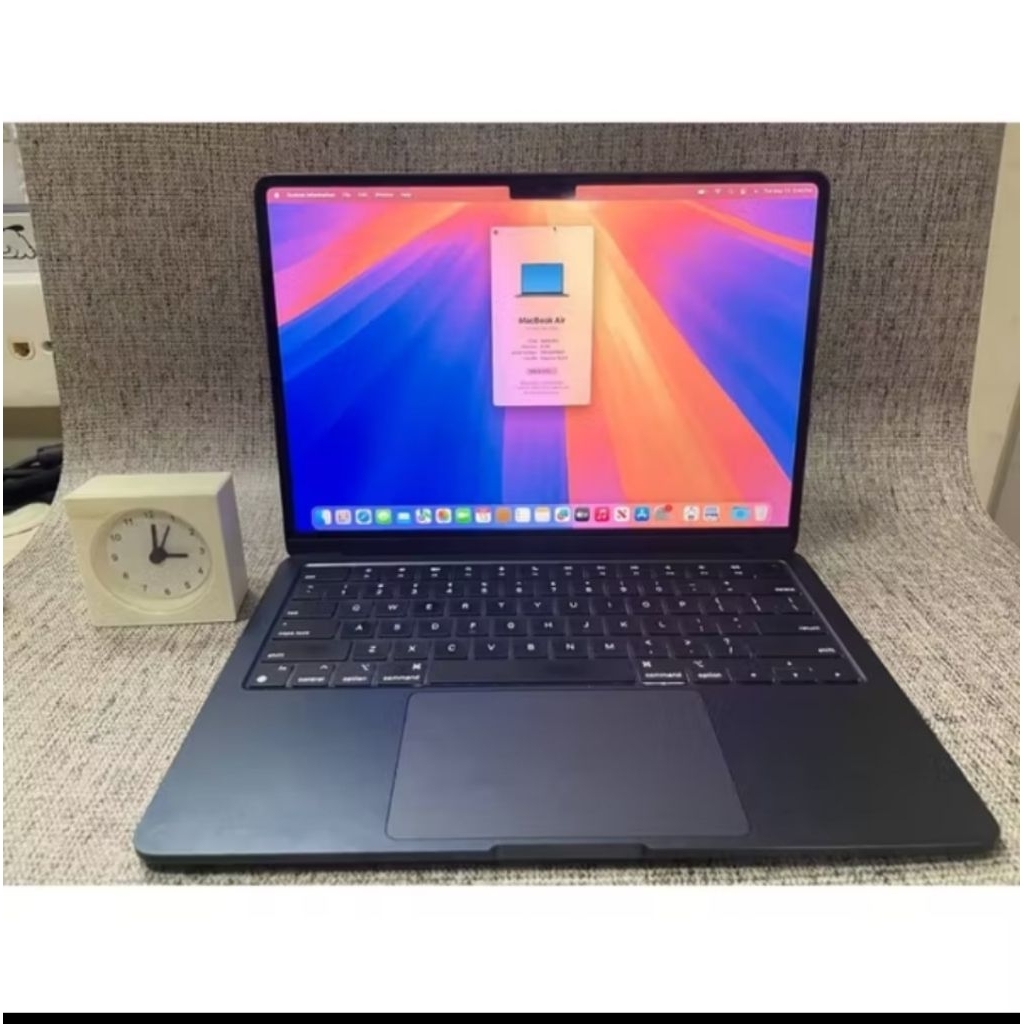 Macbook Air 13" 2024 M3 16GB 512SSD