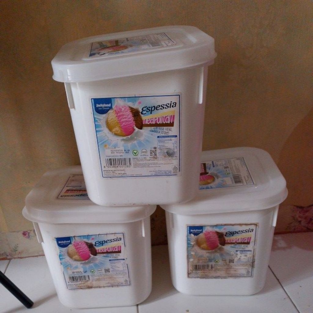 EMBER BEKAS ES KRIM ESPESSIA 8 LITER