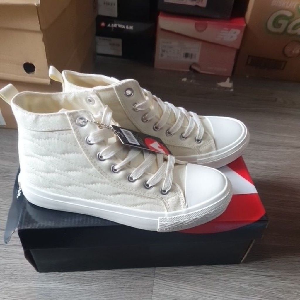 Sepatu airwalk brich