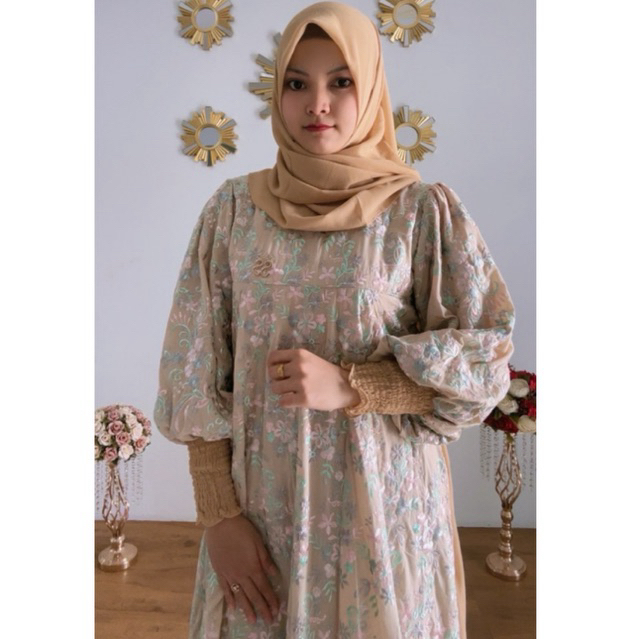 SHELLASAUKIA DRESS BROKAT SULAM MEWAH SET HIJAB