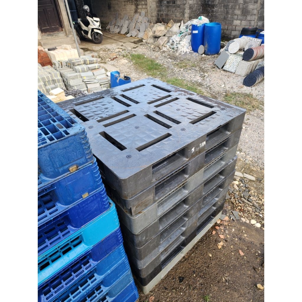 

Palet Plastik 110 x 110 cm