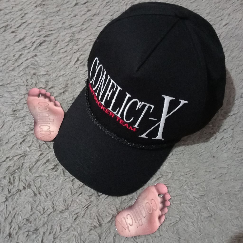 ropehat conflict-X