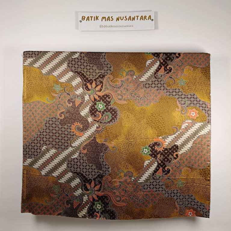 Kain Batik Premium Silk Motif Sogan Motif Parang Buketan Elegan – Warna Emas Coklat ( Per Meter )