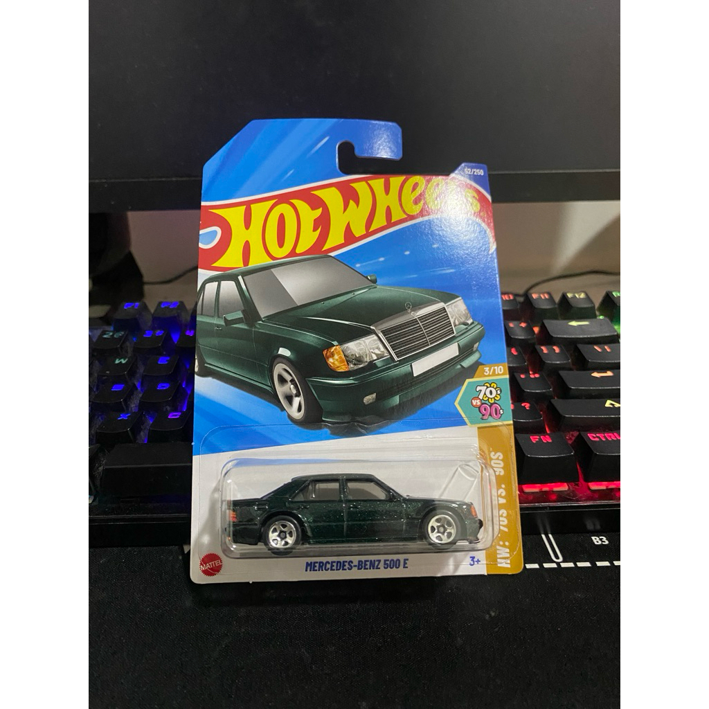 Hotwheels Mercedes Benz 500 E