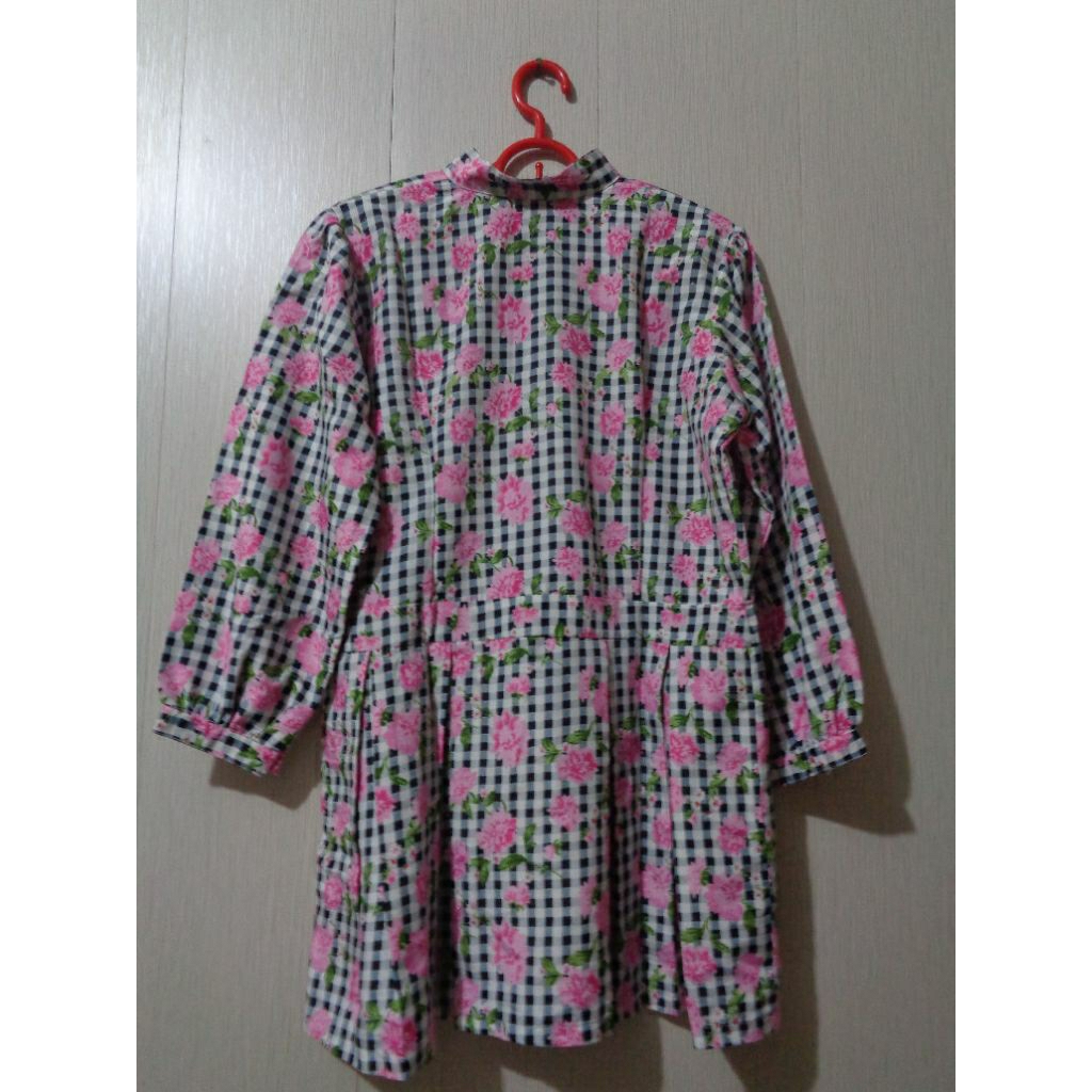 Blouse Terusan Hitam Putih Kotak kotak Checkered Bunga