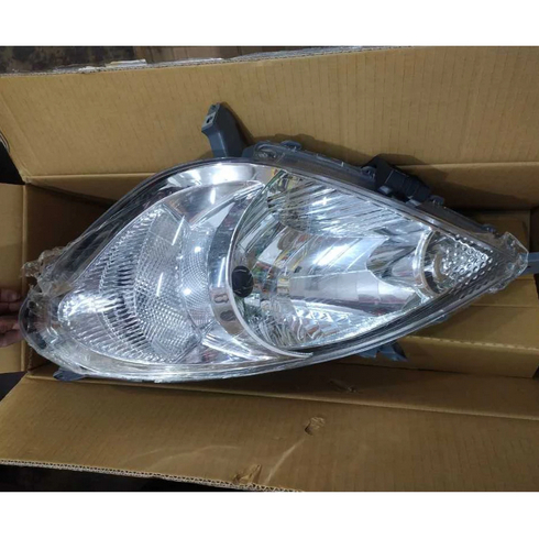HEADLAMP Lampu Depan Mobil INNOVA 2005-2010 KIRI KANAN