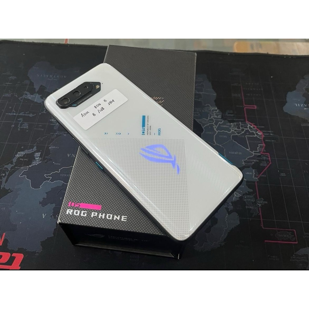 ASUS ROG PHONE 5
