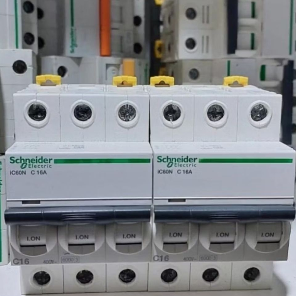 MCB  IC60N 60@ PHASE