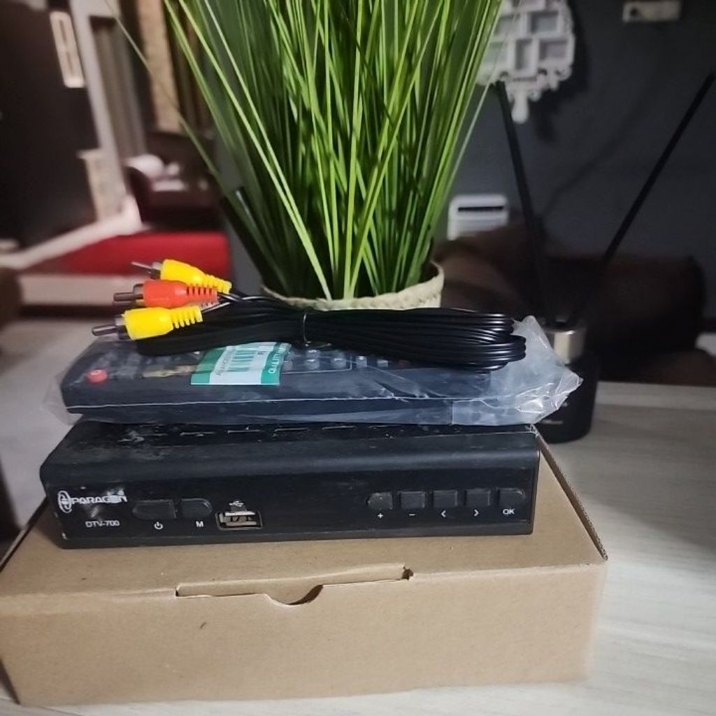 [STB TV Digital] STB TV Digital DVB T2 Paragon DTV-700