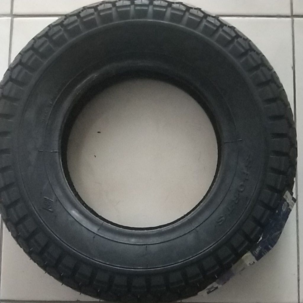 ban luar vespa ring 8