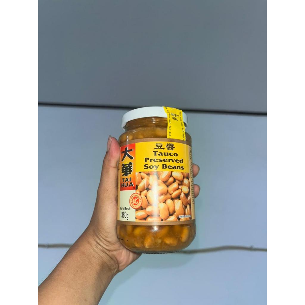 

Tauco Tai Hua / Tai Hua Preserved Soy Beans - 380 Gram