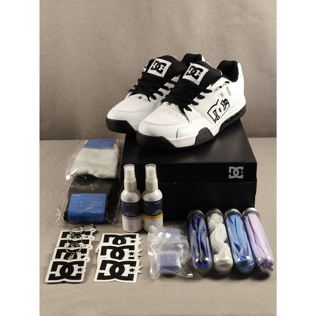 Sepatu Skate DC Versatile White/Black Realpict 100% BNIB Global Ukuran 40-45