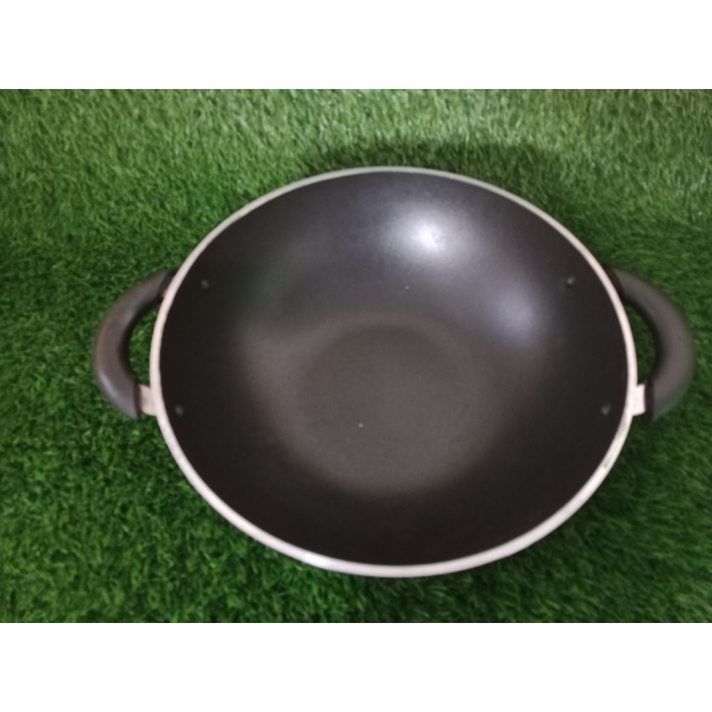 wajan / wok Cka anti lengket uk 30 cm Rijek