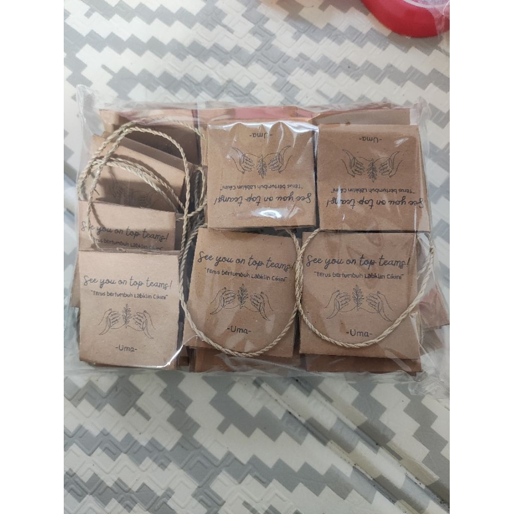 

Souvenir kemasan Paperbag