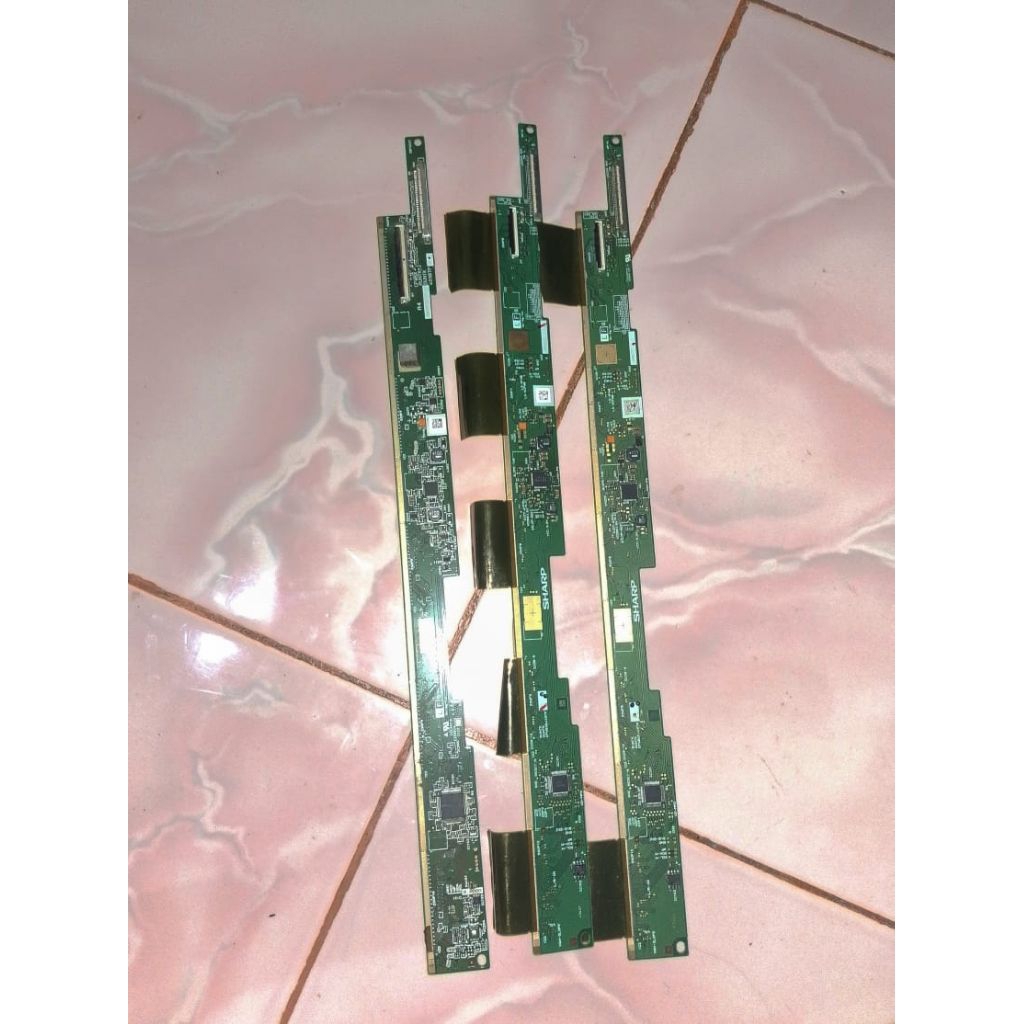 TCON TV SHARP LCD LC 324071